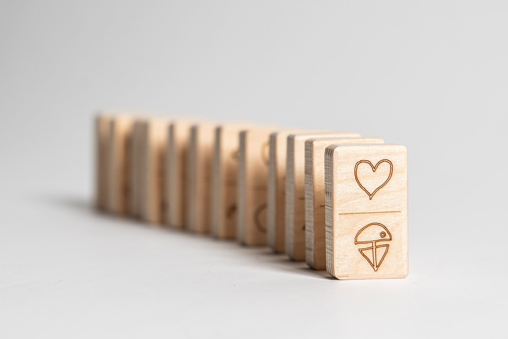 The ordered sequence shows the system as a modular object.